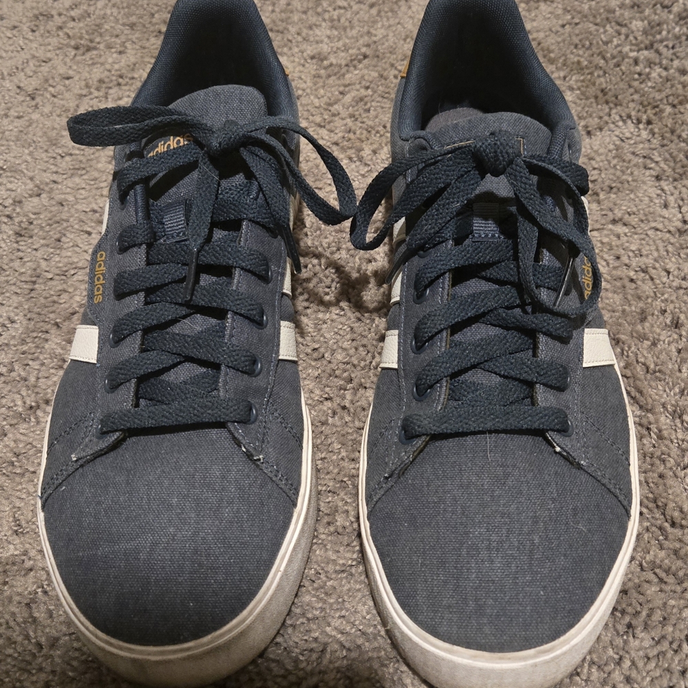 Adidas Men’s Daily 3.0 Canvas Sneakers Dark Blue/White Size 10